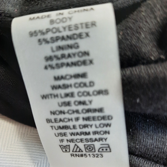 Large Vince Cumuto Maxi Black & White Skirt - Picture 11 of 16